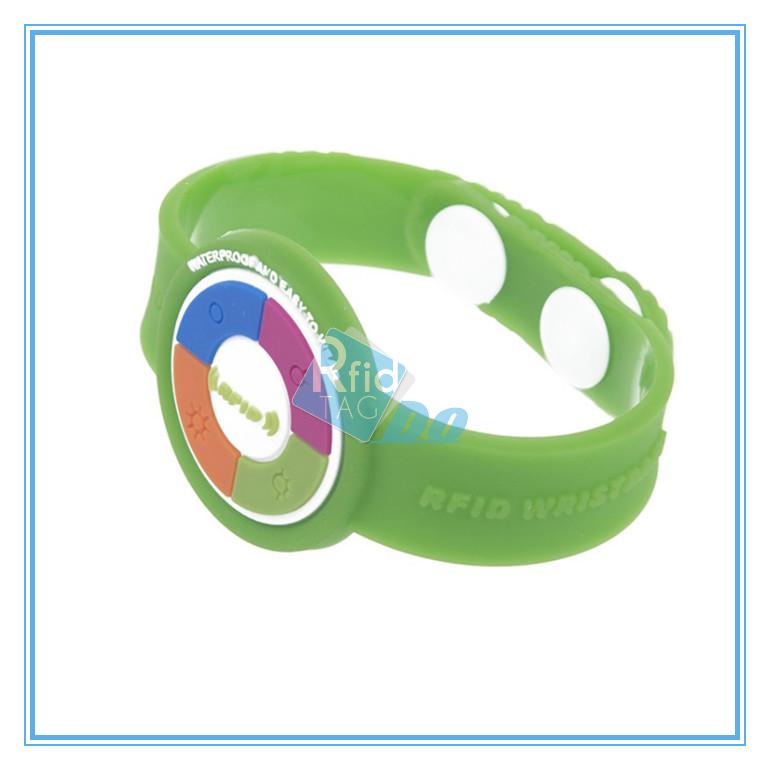 RFID bands  mifare bands for  nfc enabled phones nfc conference